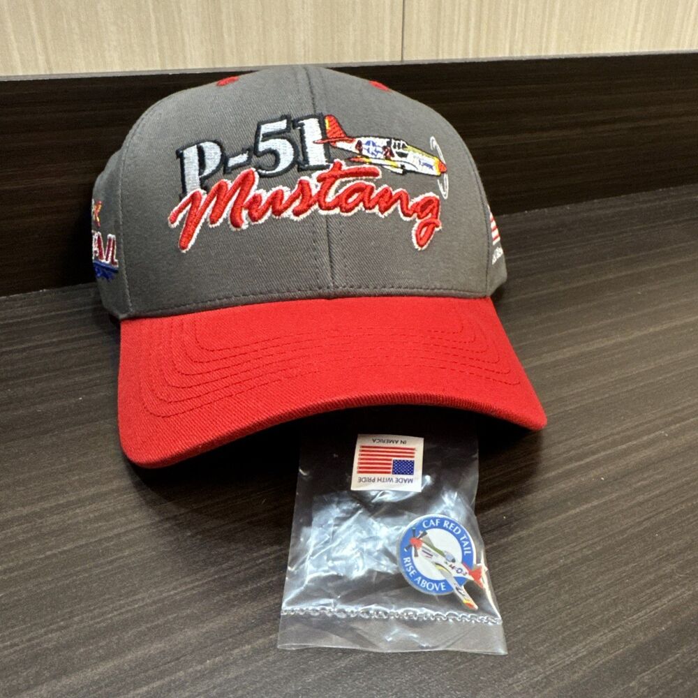 P-51 MUSTANG WW2 FIGHTER AIRCRAFT EMBROIDERED GRAY BASEBALL CAP & PIN